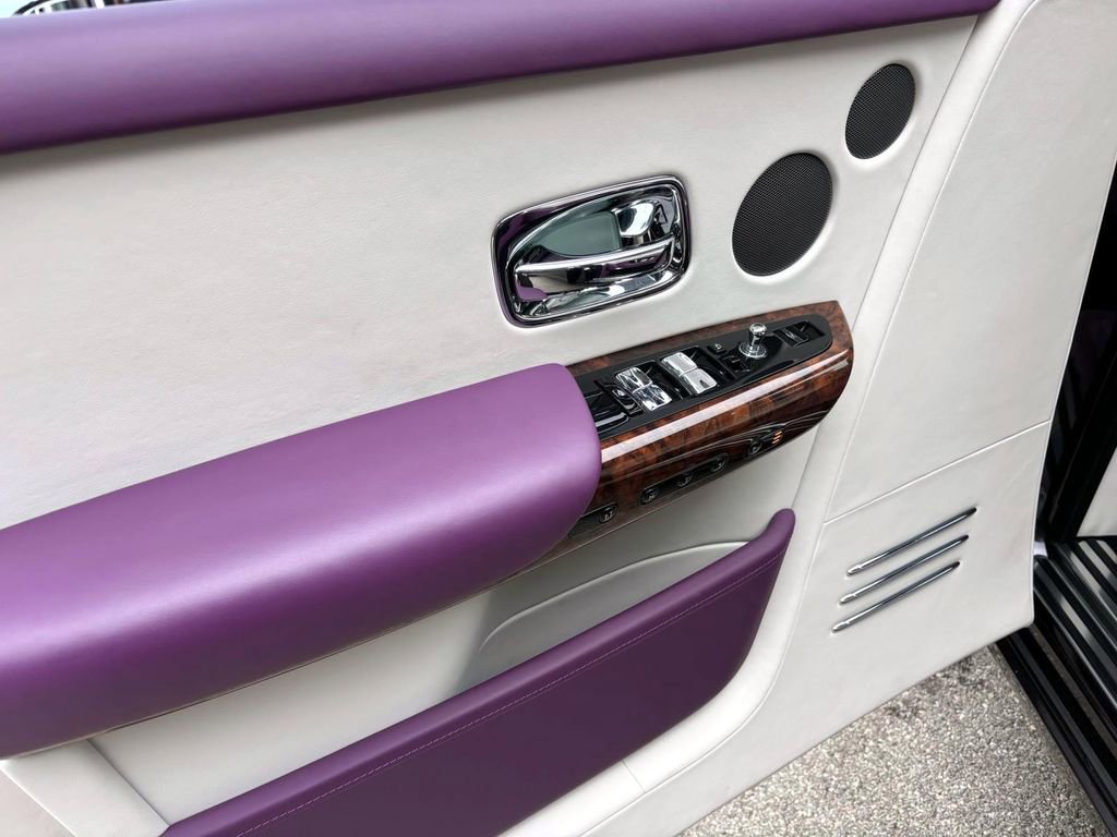 Used 2019 Rolls-Royce Phantom Sedan image 15