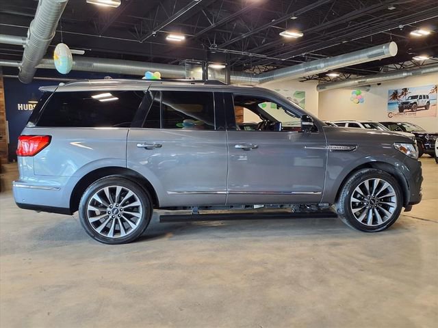 Used 2021 Lincoln Navigator Reserve w/ Luxury Package image 9