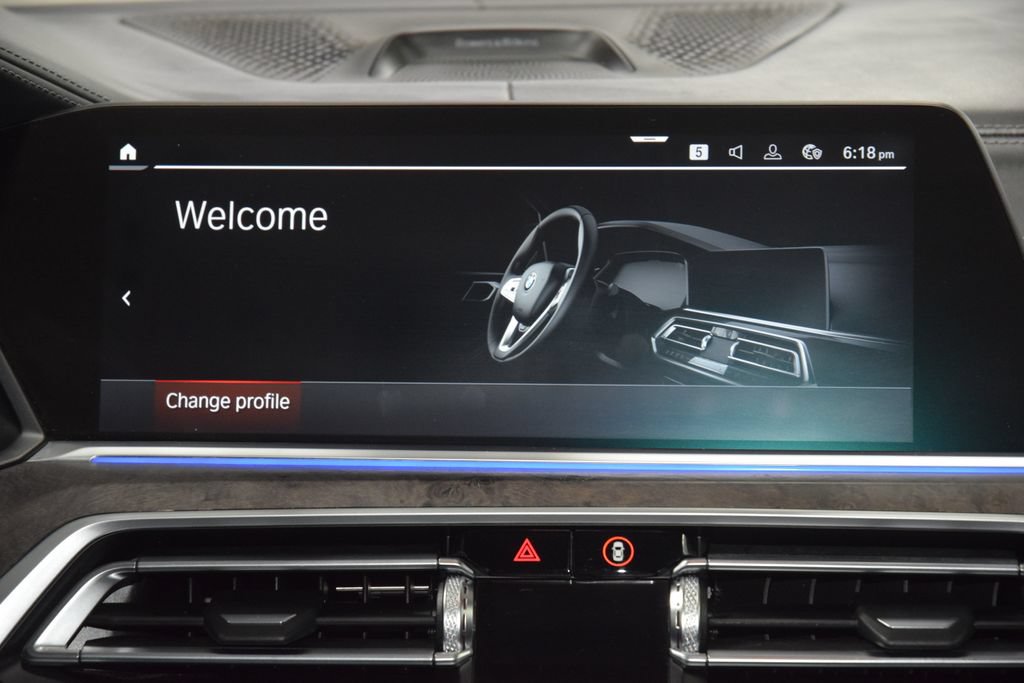 Used 2020 BMW X7 M50i w/ Dynamic Handling Package AWD/4WD image 35