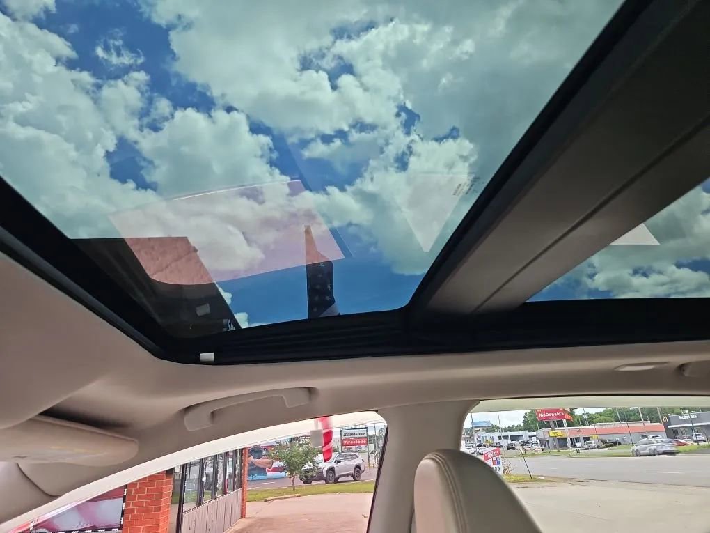 Used 2015 Nissan Murano Platinum w/ Platinum Technology Package image 13