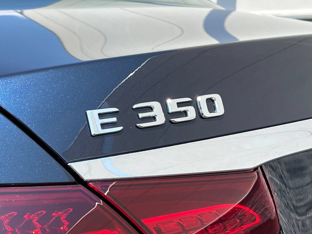 Used 2023 Mercedes-Benz E 350 4MATIC Sedan image 31