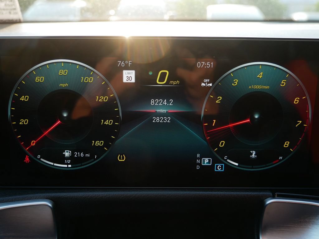 Used 2023 Mercedes-Benz GLB 250 4MATIC image 29