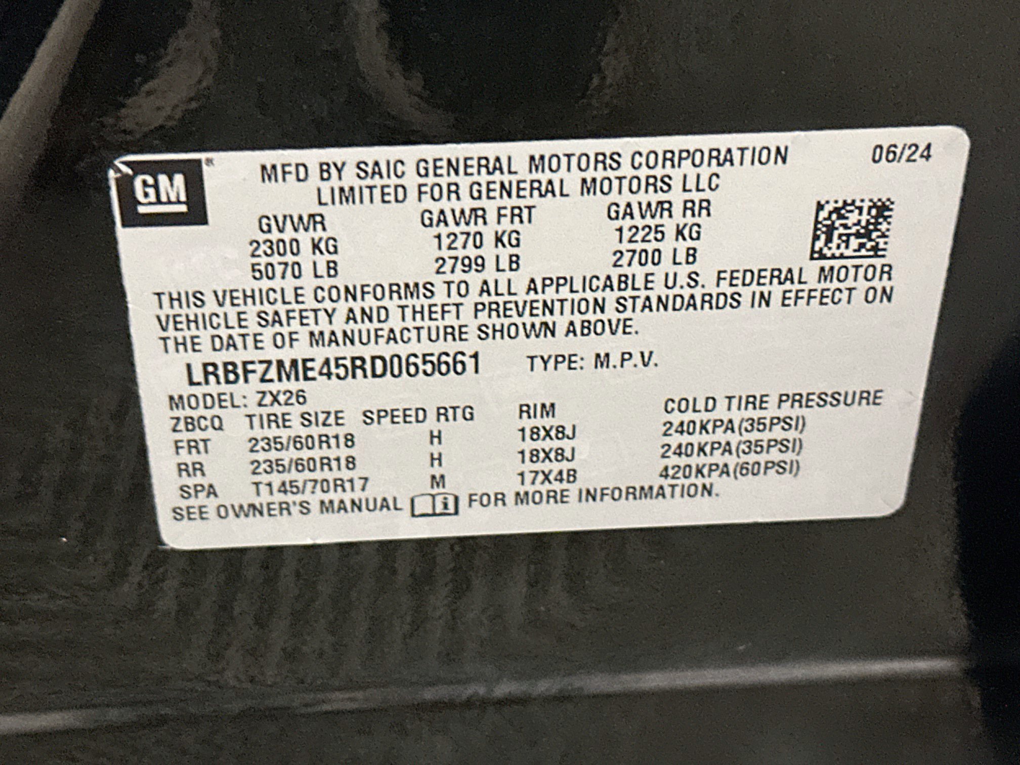 Used 2024 Buick Envision Preferred AWD/4WD image 12