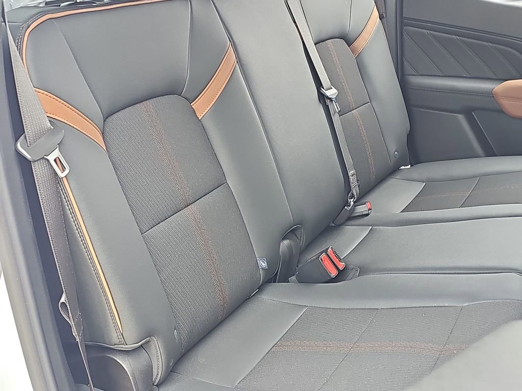 New 2025 GMC Canyon AT4 w/ Nightfall Edition image 34