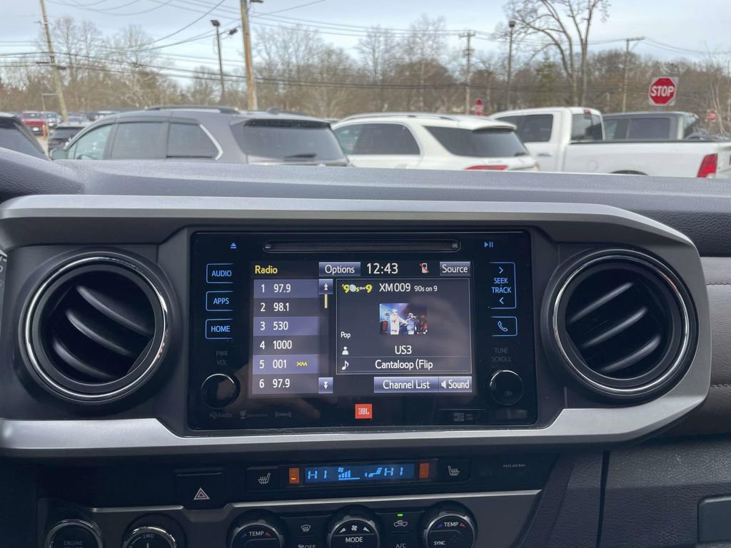 Used 2019 Toyota Tacoma Limited image 26
