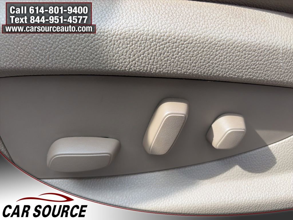 Used 2015 Chevrolet Suburban LTZ image 18