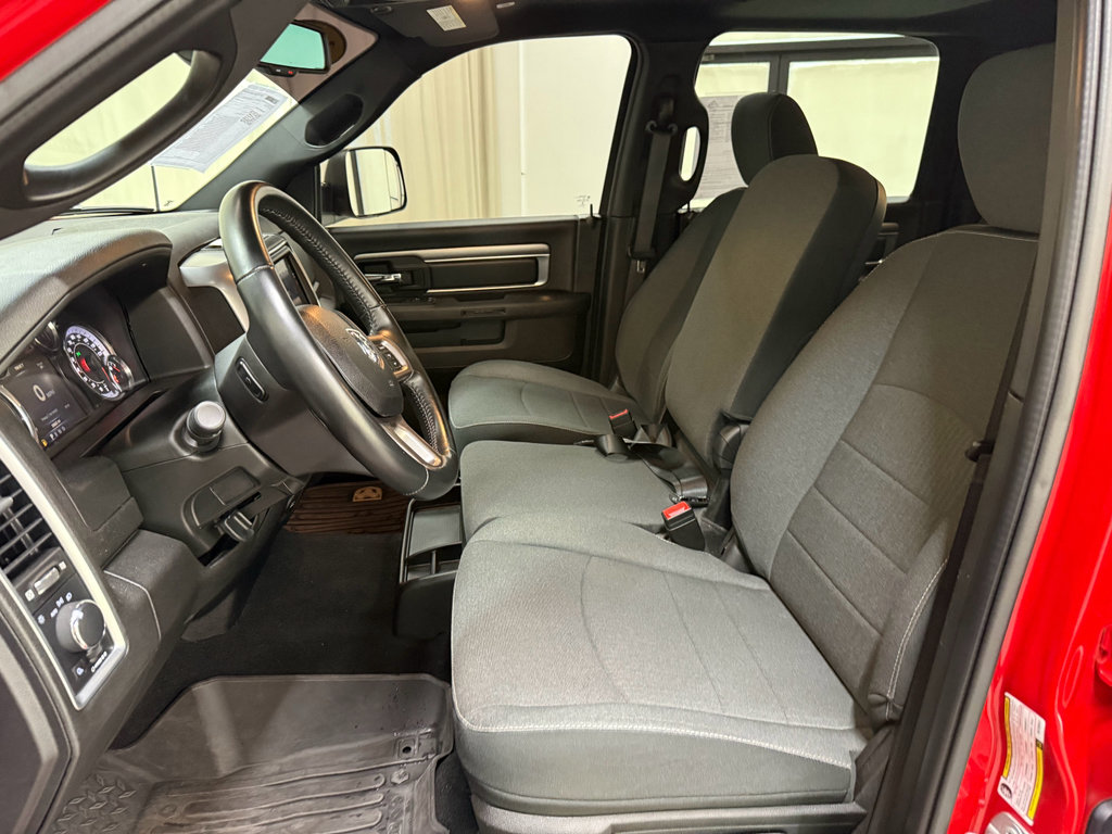 Used 2022 RAM 1500 Classic Warlock AWD/4WD image 27