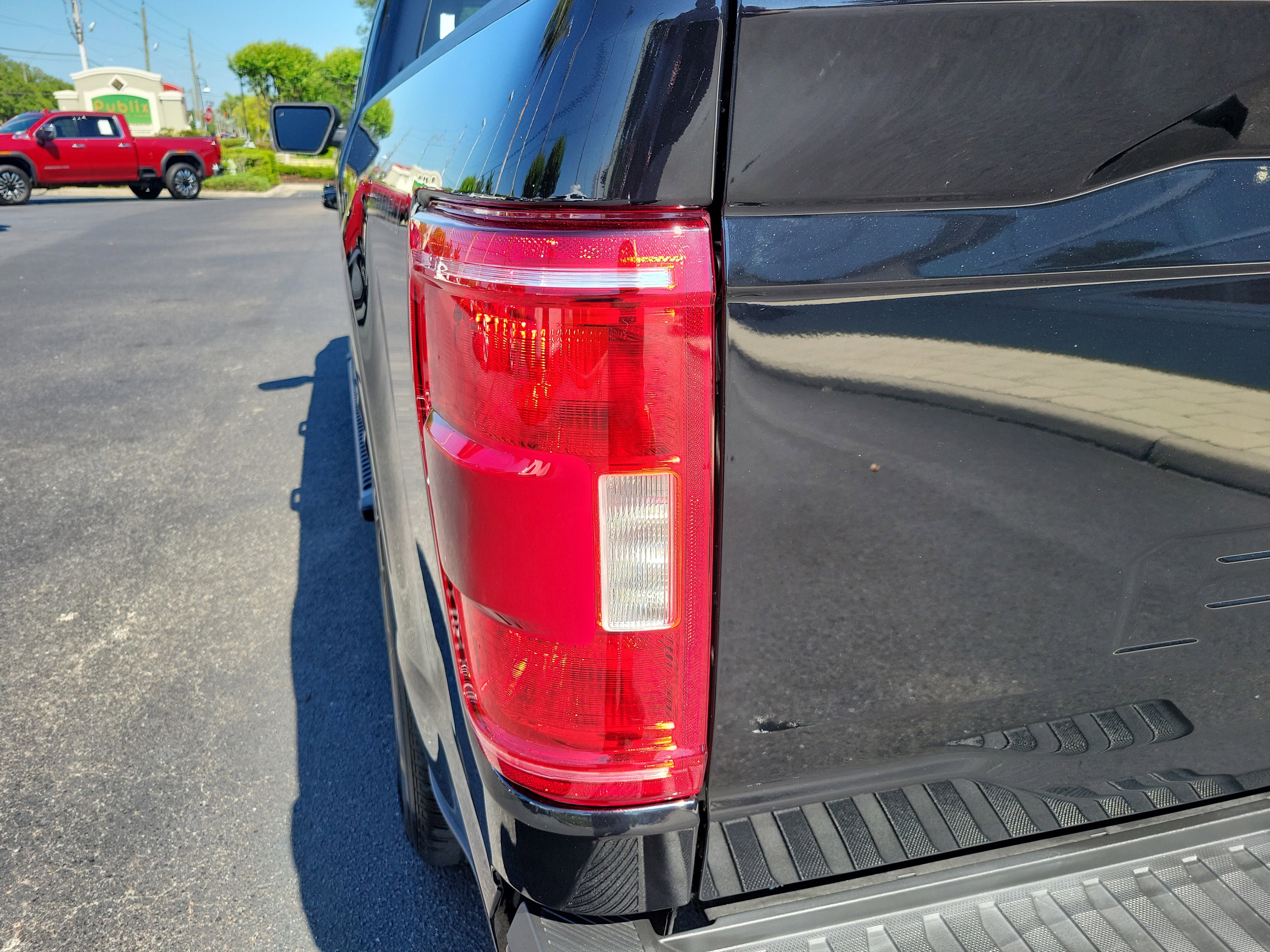 Used 2023 Ford F150 XLT w/ Equipment Group 302A High RWD image 10