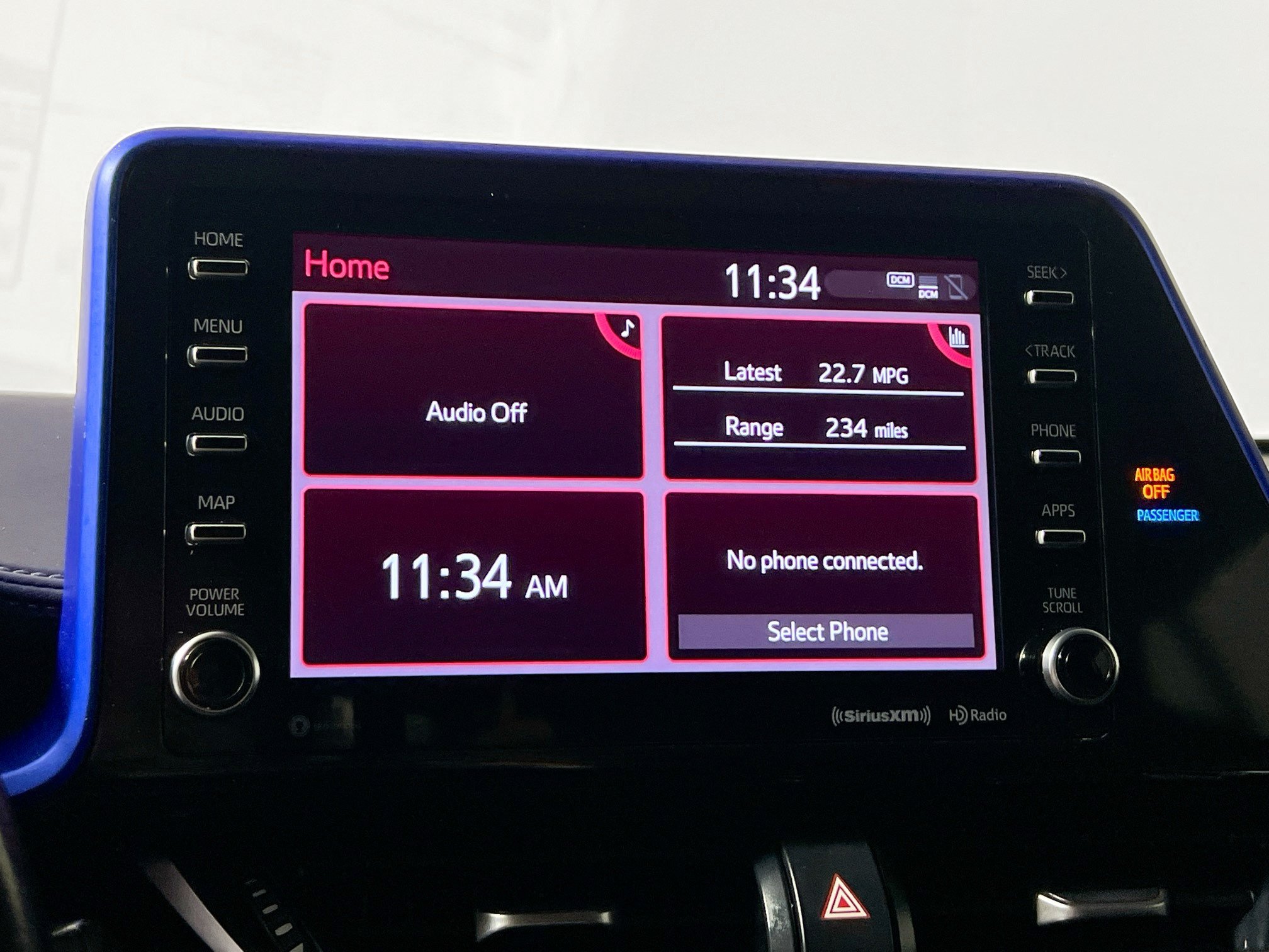 Used 2021 Toyota C-HR XLE FWD image 27