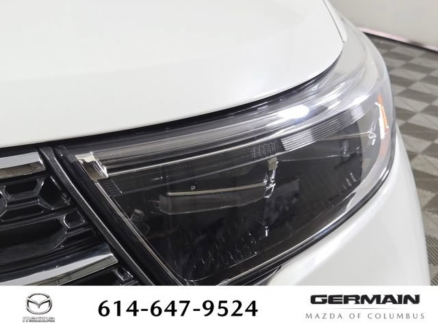 Used 2022 Ford Explorer XLT w/ Equipment Group 202A AWD/4WD image 15