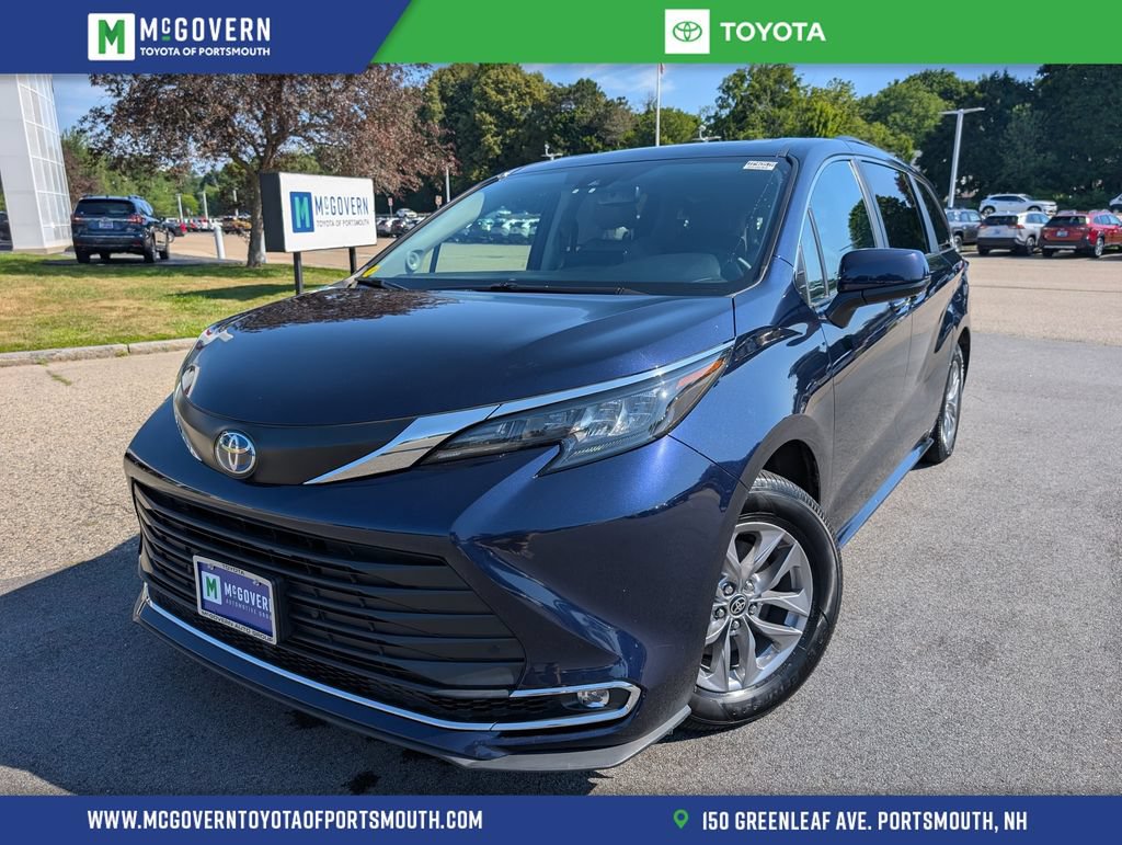 Used 2024 Toyota Sienna XLE w/ XLE Plus Package AWD/4WD image 1