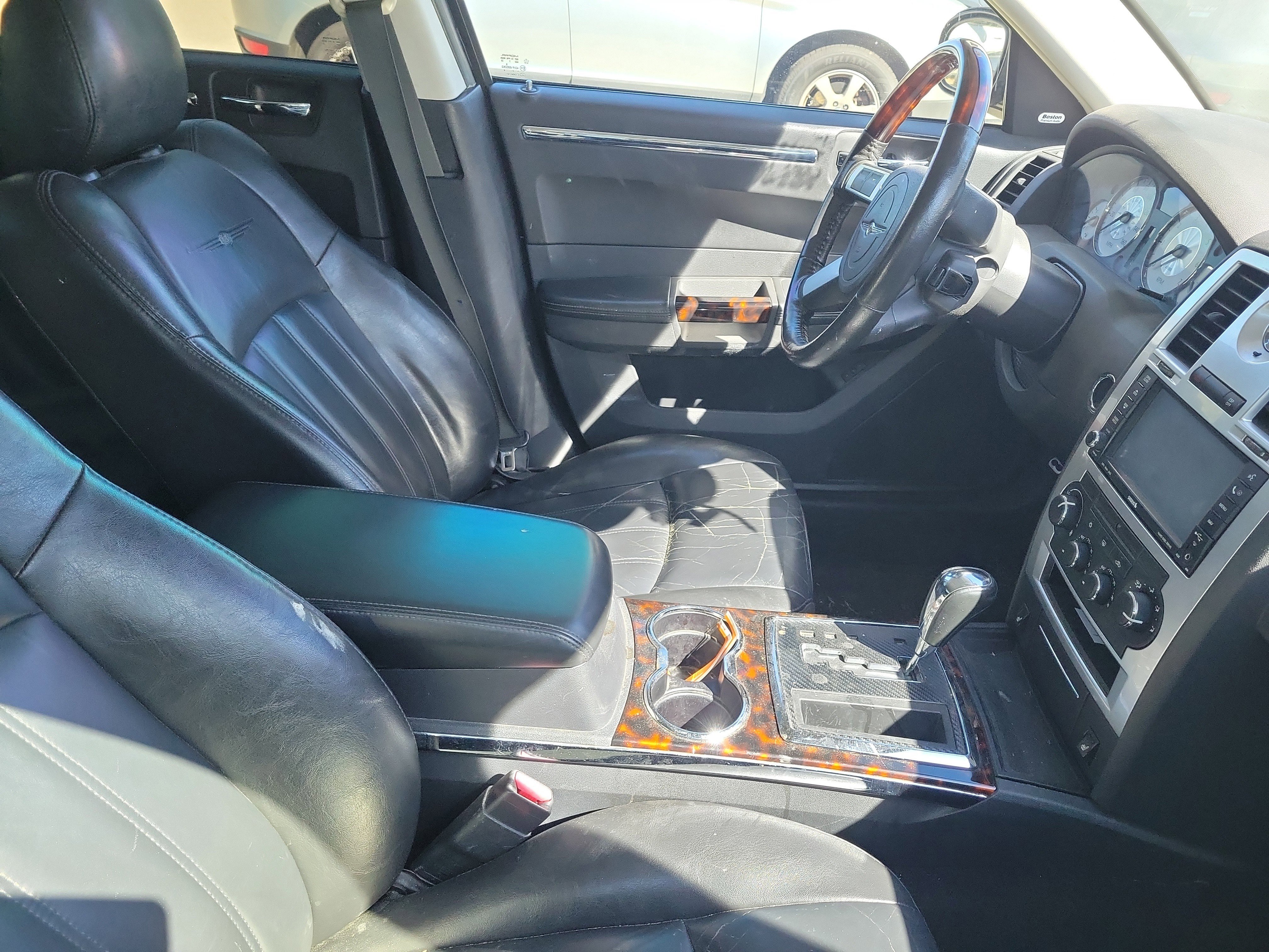 Used 2008 Chrysler 300 C image 10