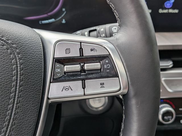 Used 2023 Kia Telluride EX w/ EX Captain's Chair Package AWD/4WD image 13