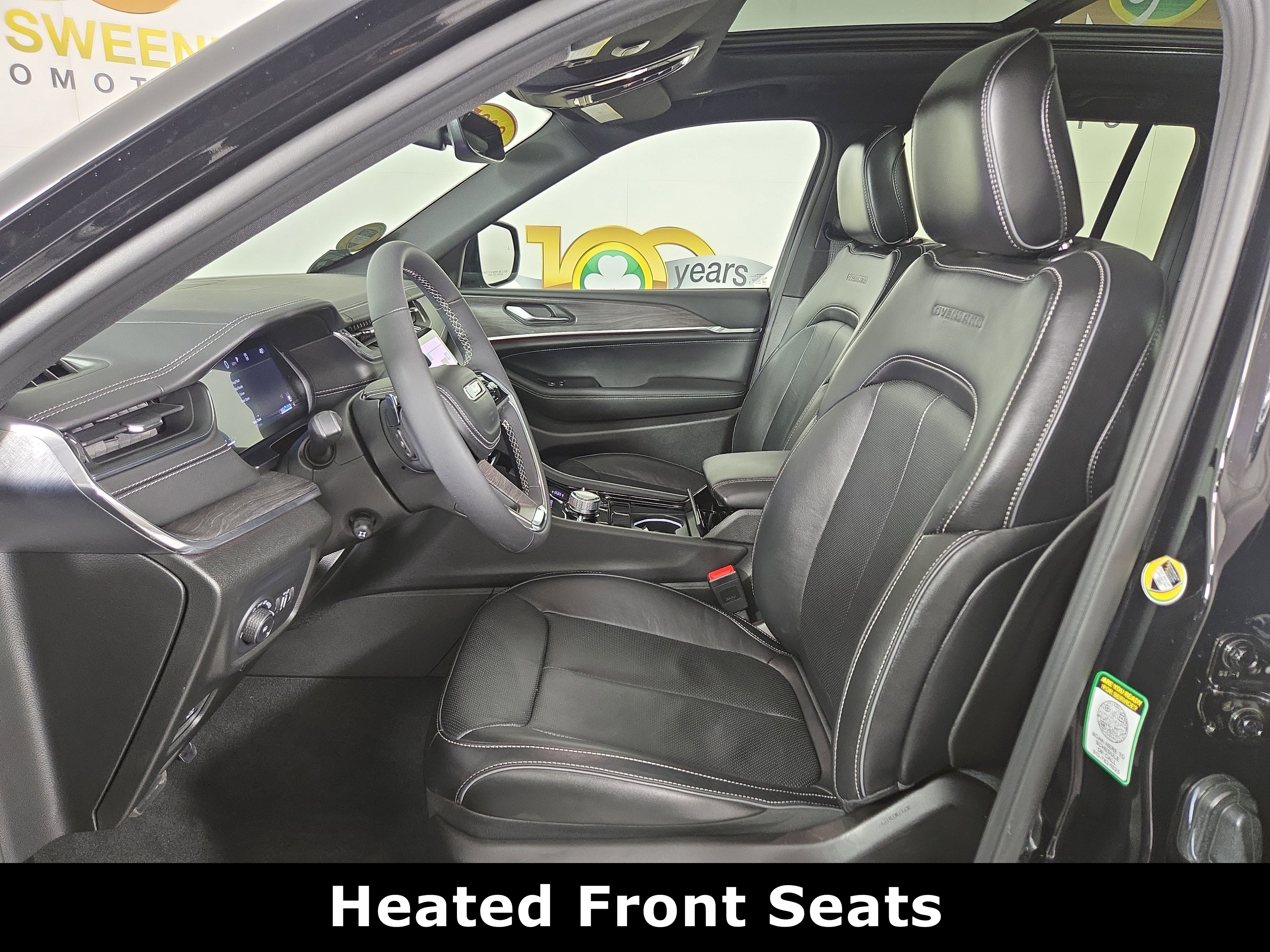 Certified 2025 Jeep Grand Cherokee Overland image 12