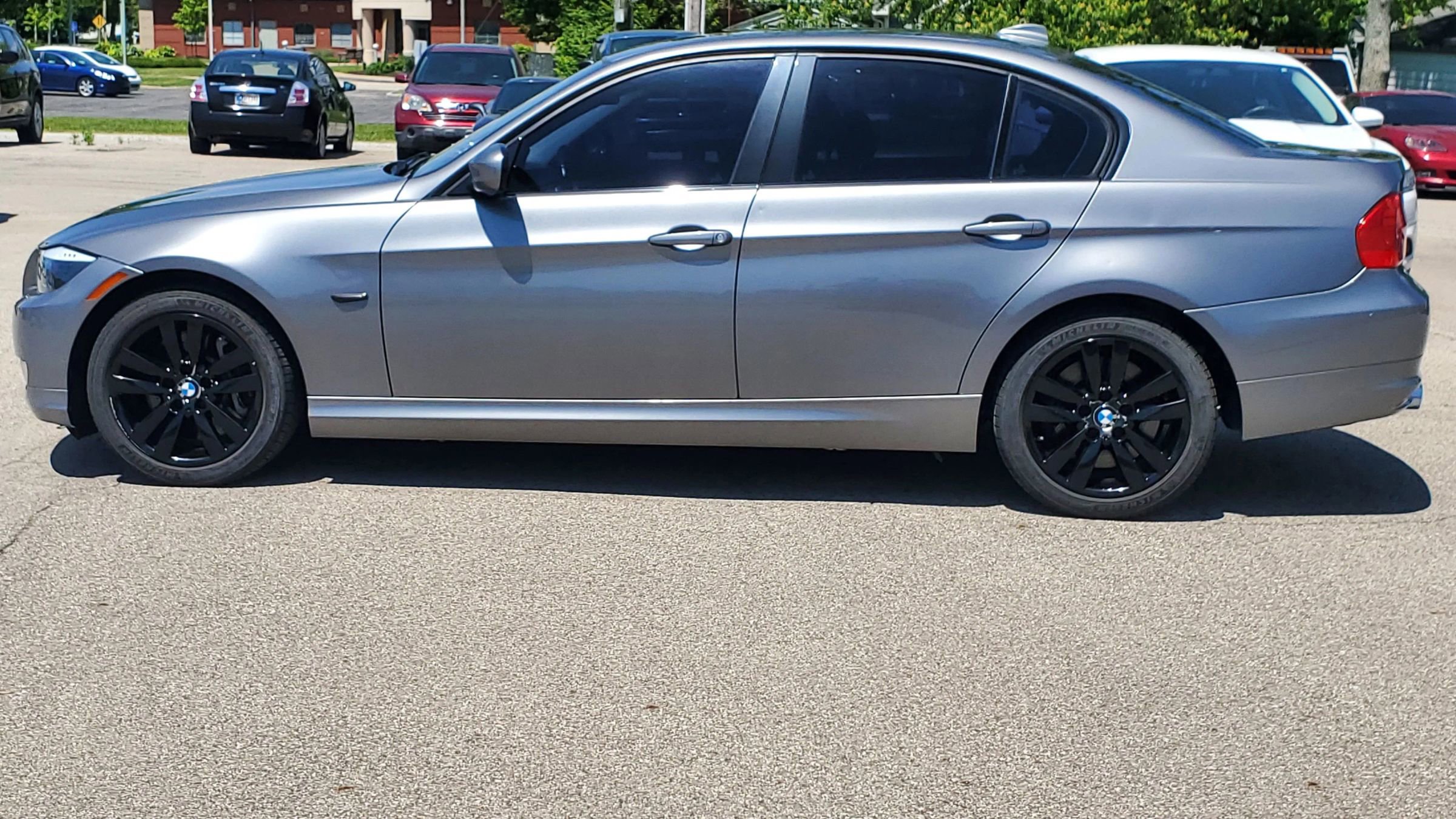 Used 2011 BMW 335i xDrive Sedan image 7