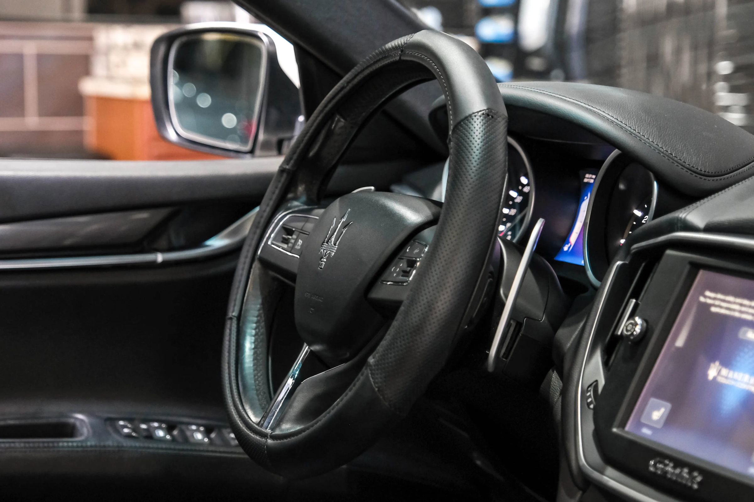 Used 2016 Maserati Ghibli S image 14