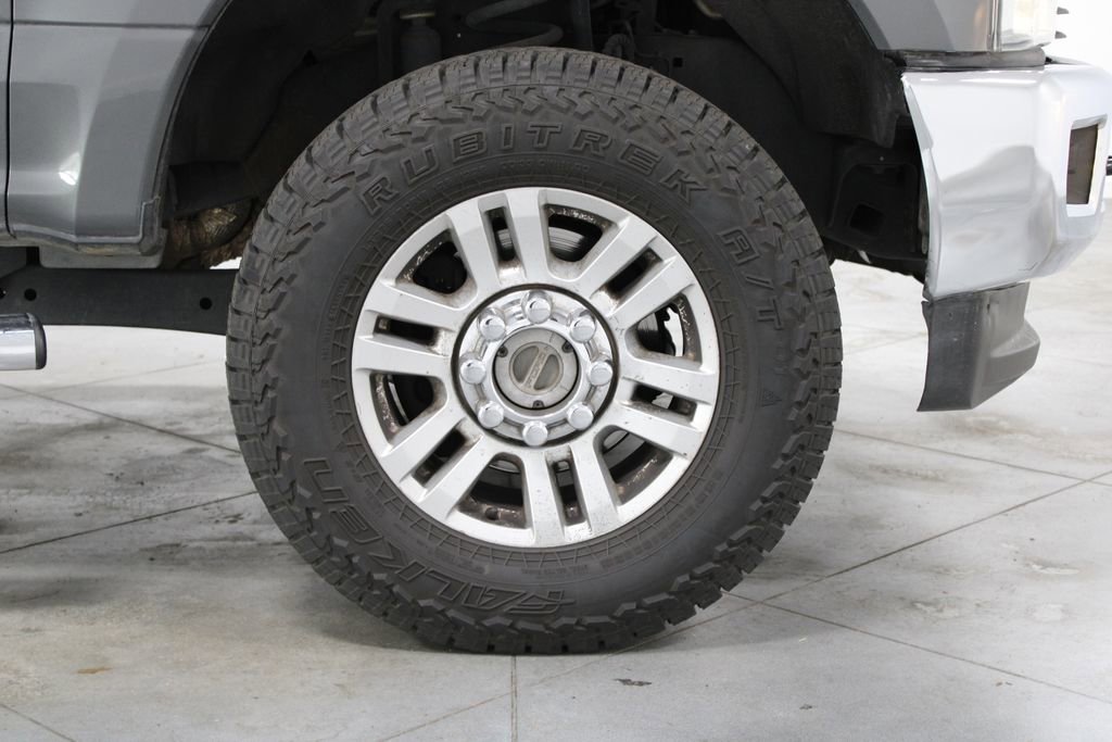 Used 2017 Ford F250 XLT w/ XLT Value Package image 12