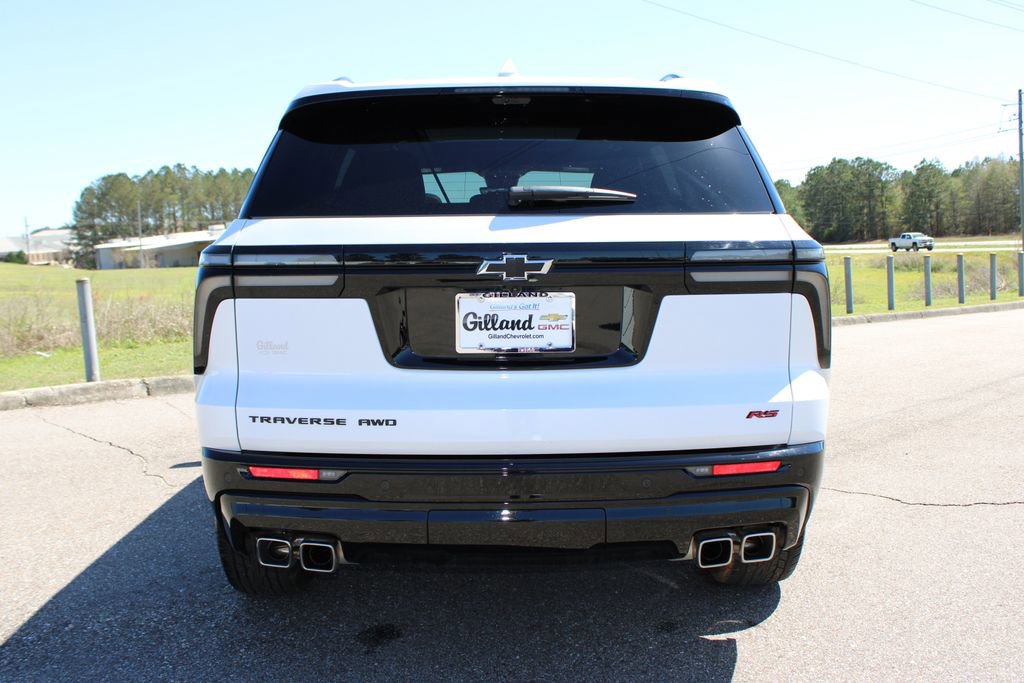 Used 2024 Chevrolet Traverse RS w/ LPO, Floor Liner Package AWD/4WD image 23