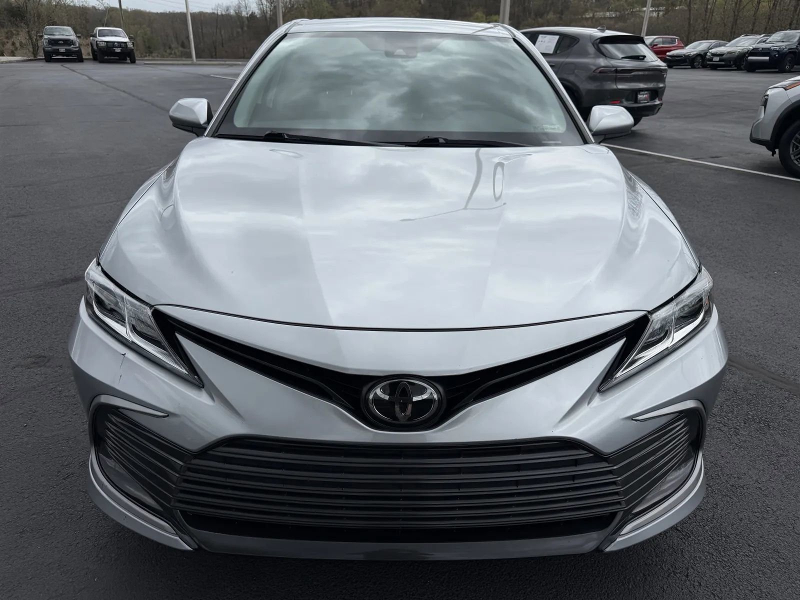 Used 2023 Toyota Camry LE image 7