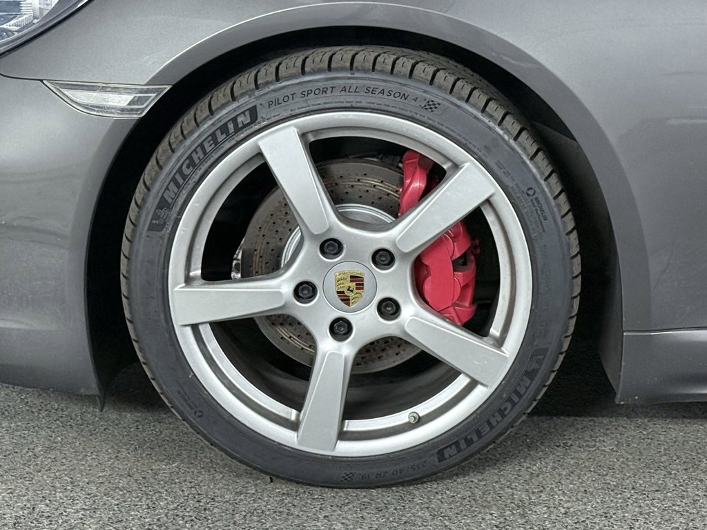 Used 2018 Porsche 718 Cayman S w/ Sport Chrono Package image 17