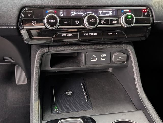 Used 2025 Honda Pilot EX-L image 8