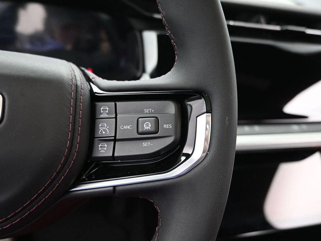 Used 2024 Jeep Wagoneer Launch Edition image 32