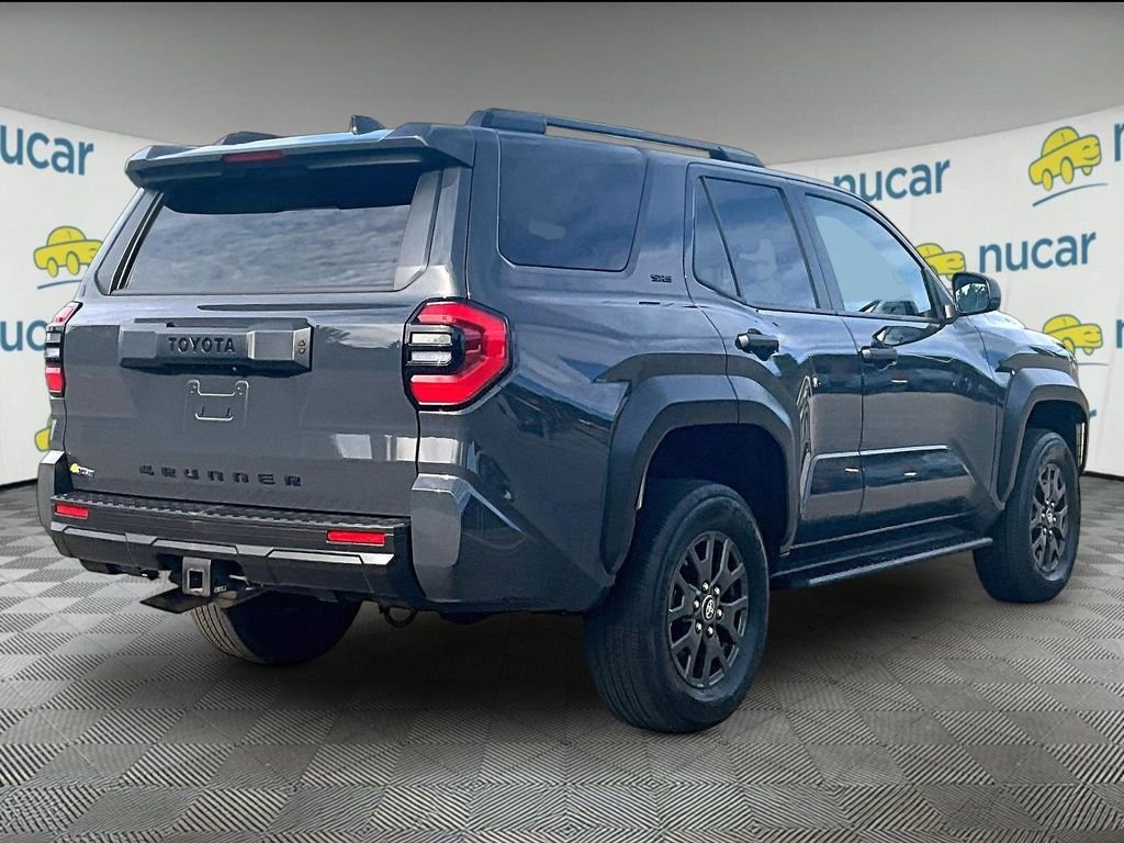 Used 2025 Toyota 4Runner SR5 AWD/4WD image 6