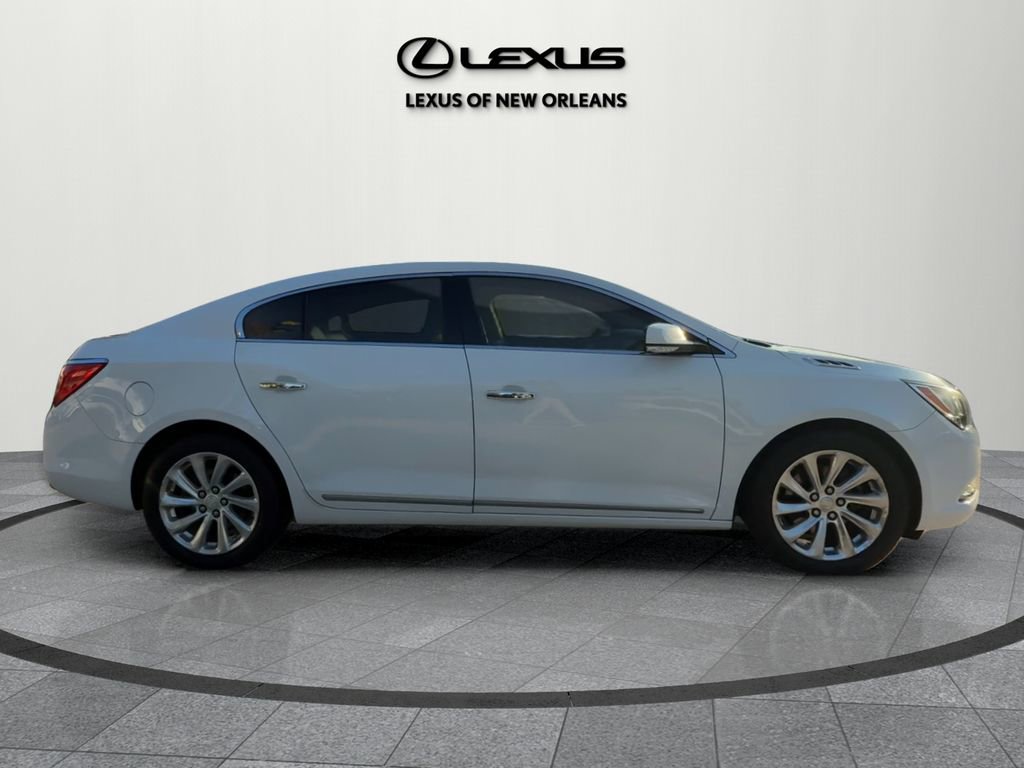 Used 2015 Buick LaCrosse Leather image 8