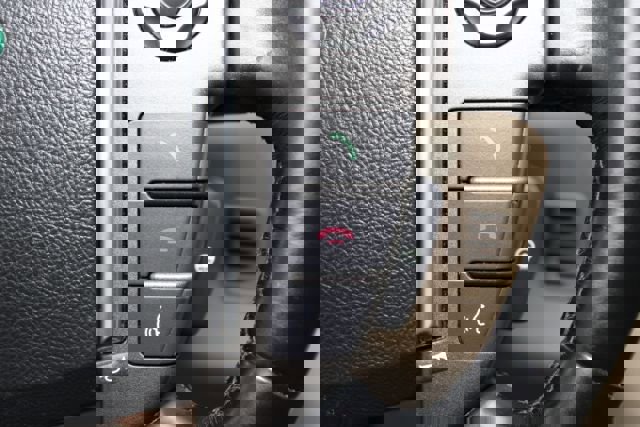 Used 2013 Land Rover LR4 HSE image 19