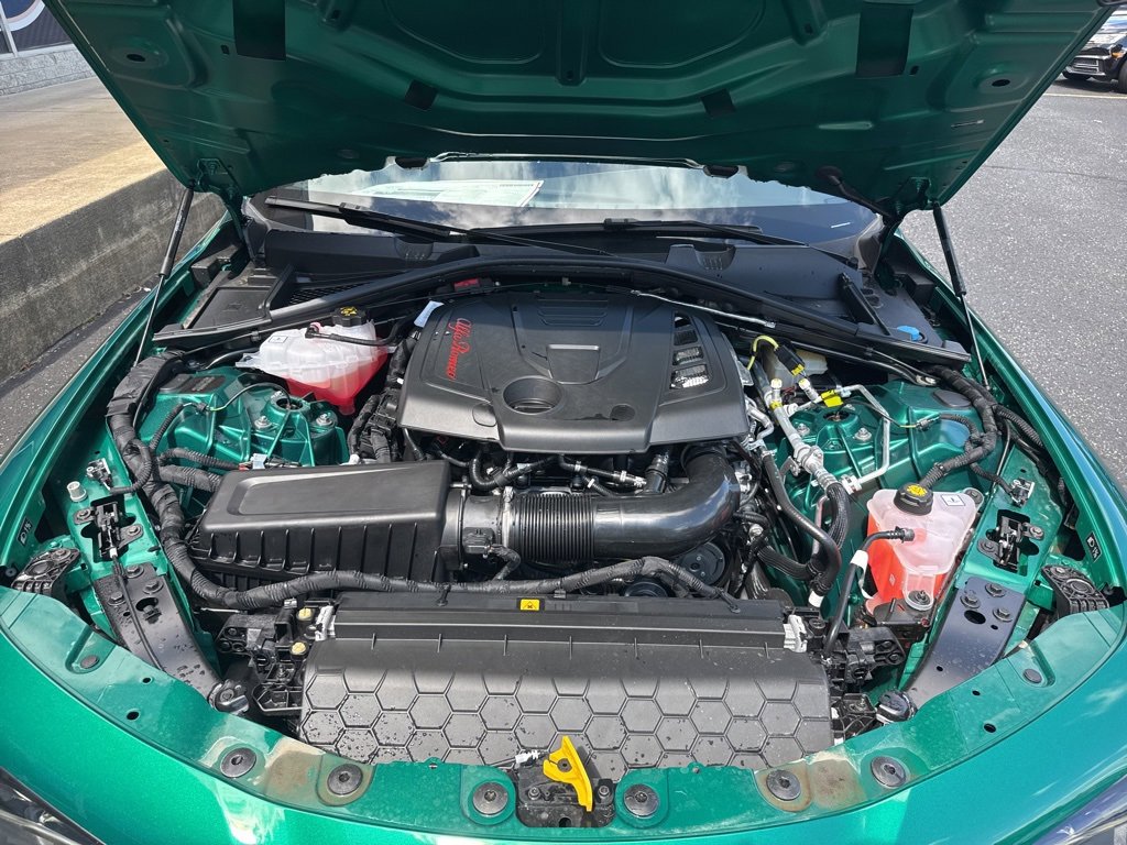 New 2025 Alfa Romeo Giulia AWD w/ Driving Assist Package image 25