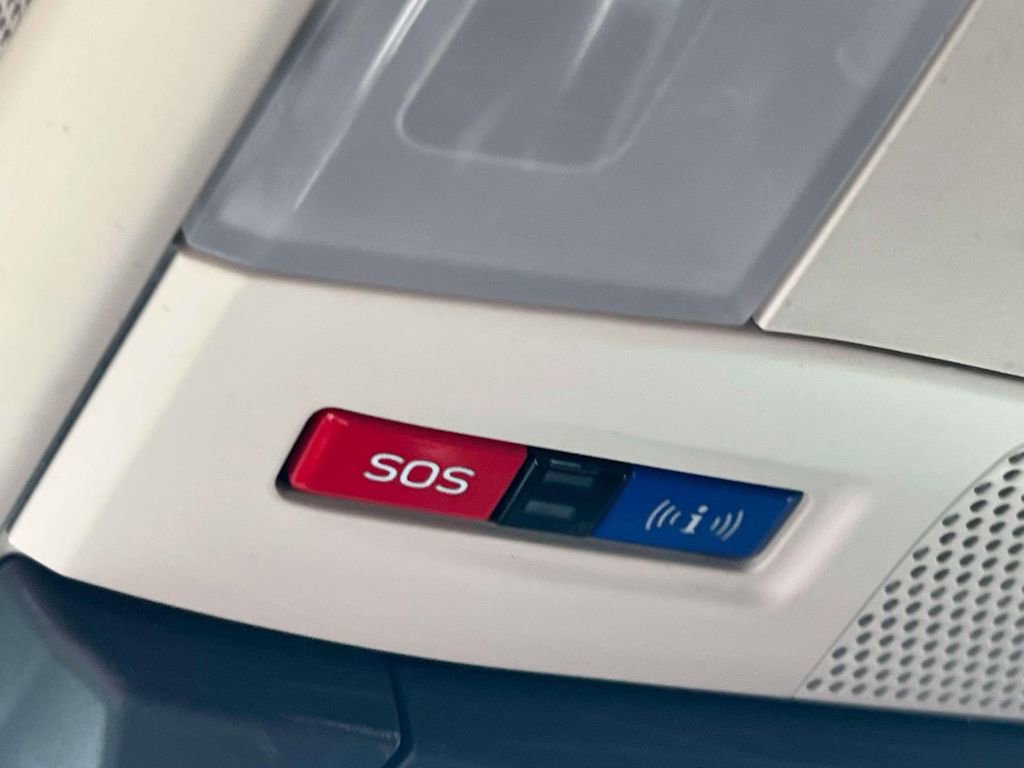 Used 2022 Subaru Ascent Onyx Edition image 28