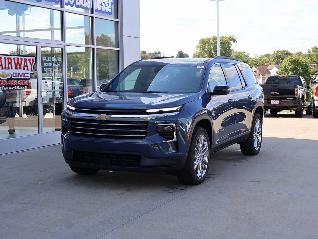 New 2026 Chevrolet Traverse LT w/ Driver Confidence Package image 6