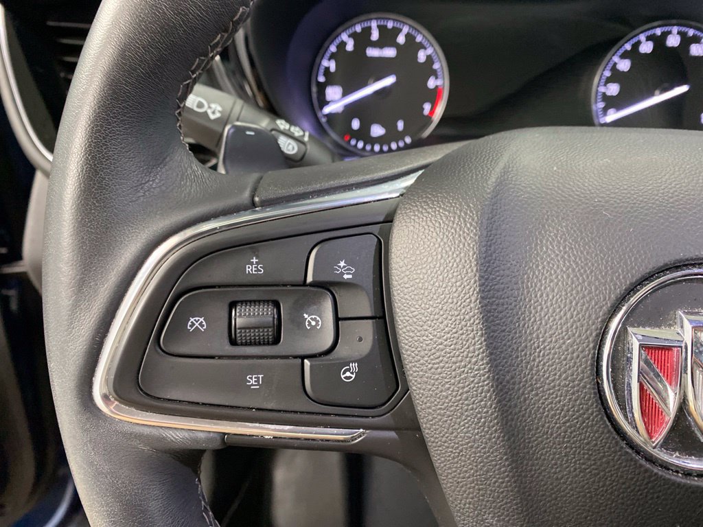 Used 2023 Buick Envision Avenir AWD/4WD image 32
