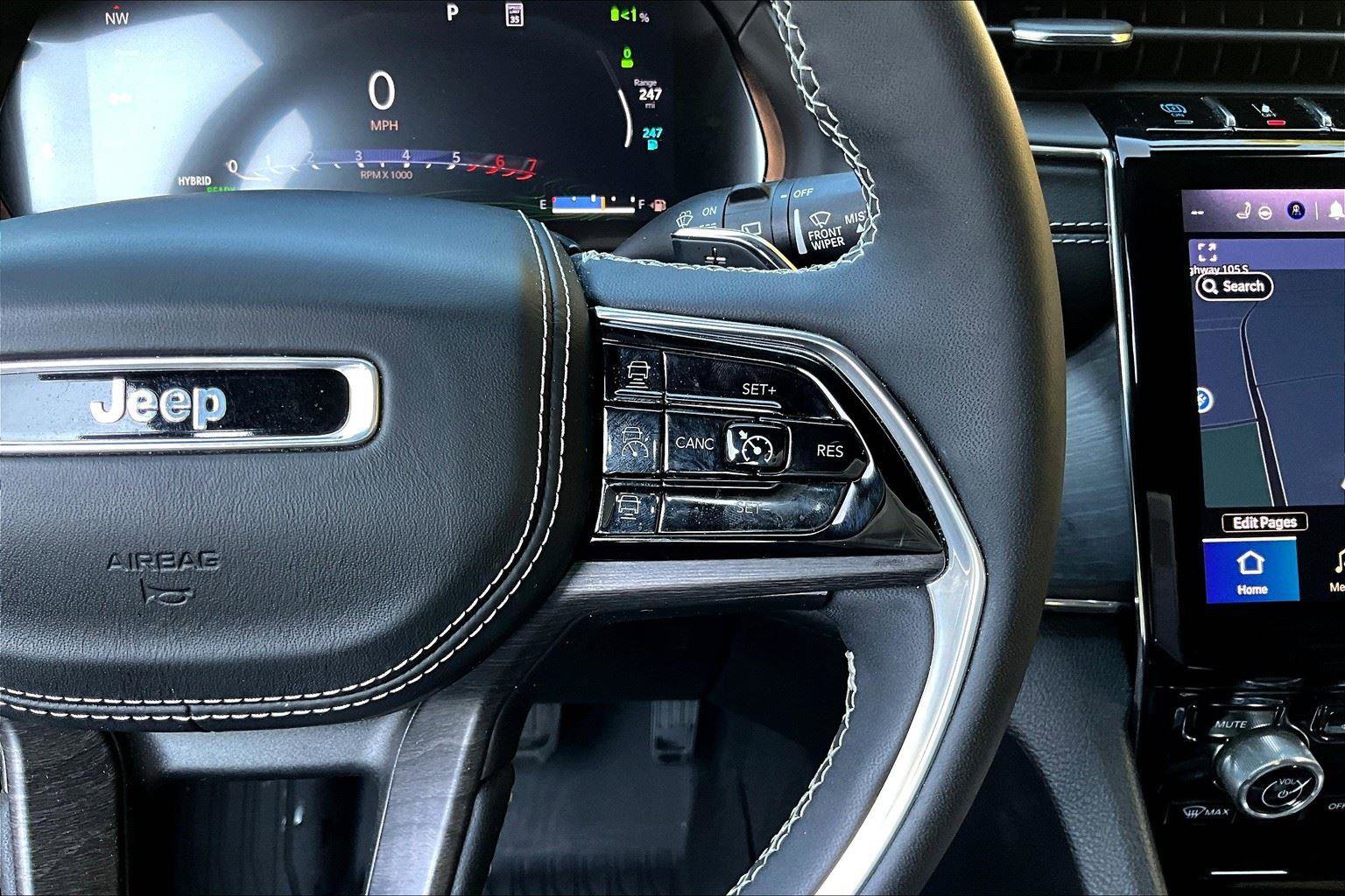 Used 2024 Jeep Grand Cherokee Overland w/ Luxury Tech Group IV image 20