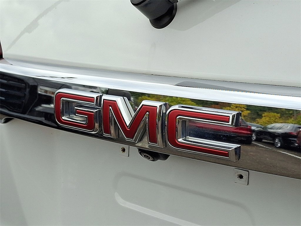 Certified 2023 GMC Acadia SLT image 31