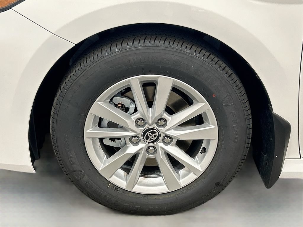 New 2026 Toyota Camry LE FWD image 9
