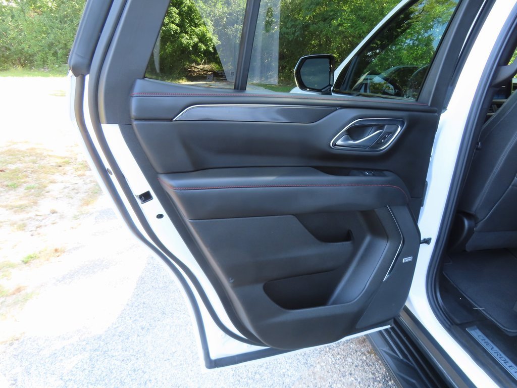 Used 2023 Chevrolet Tahoe RST image 32