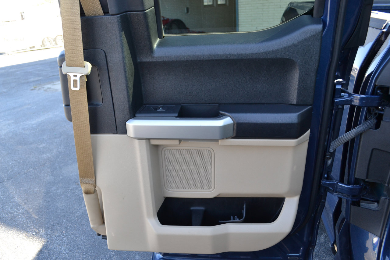 Used 2017 Ford F150 Lariat w/ Equipment Group 502A Luxury image 47