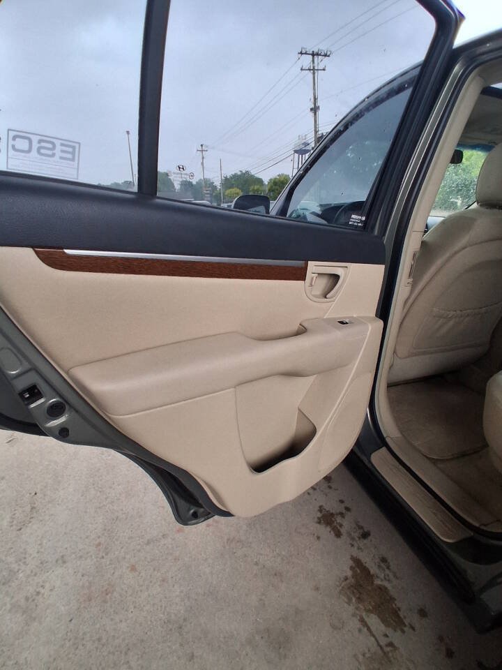 Used 2007 Hyundai Santa Fe GLS AWD/4WD image 16