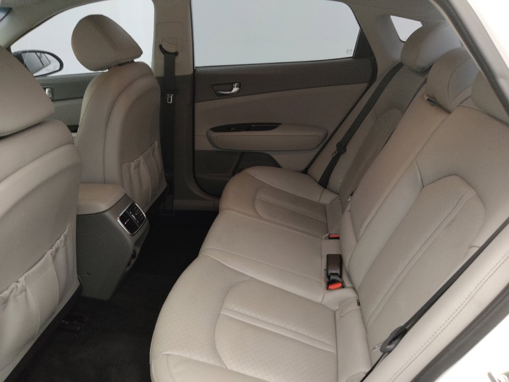Used 2018 Kia Optima EX image 18