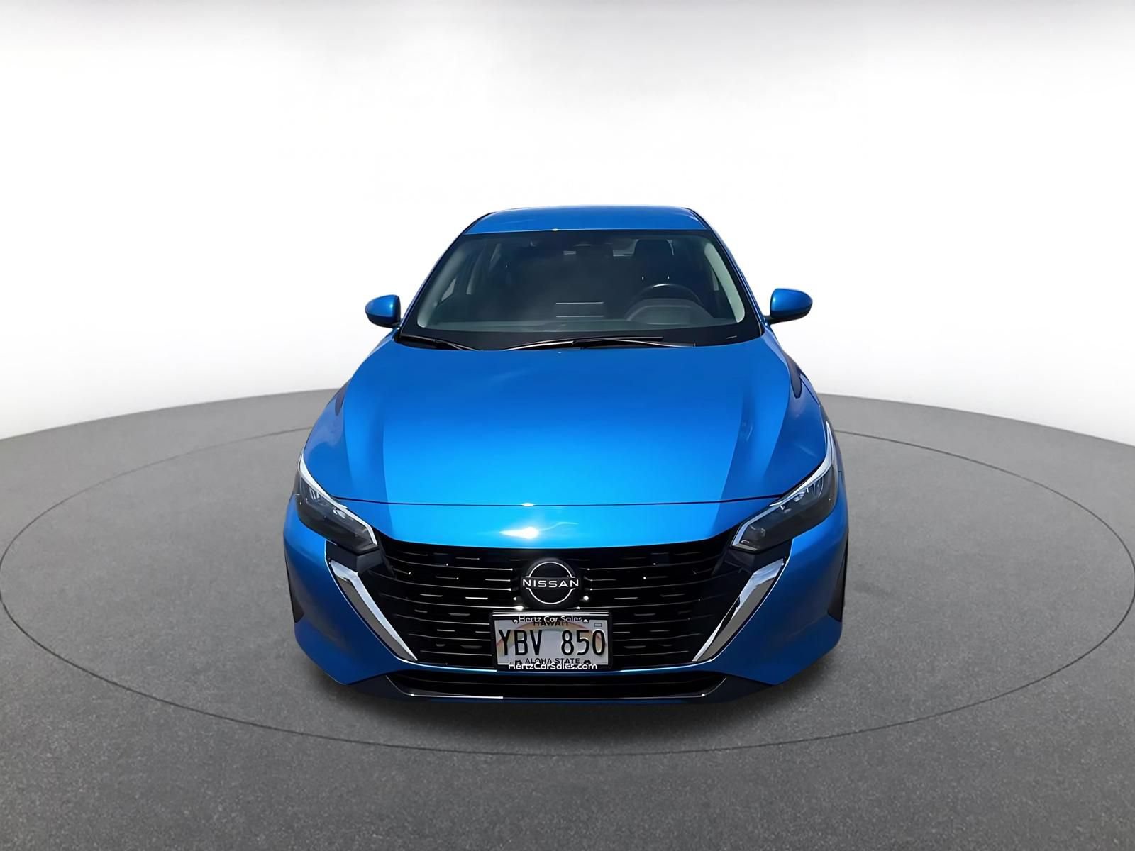 Used 2025 Nissan Sentra SV FWD image 4