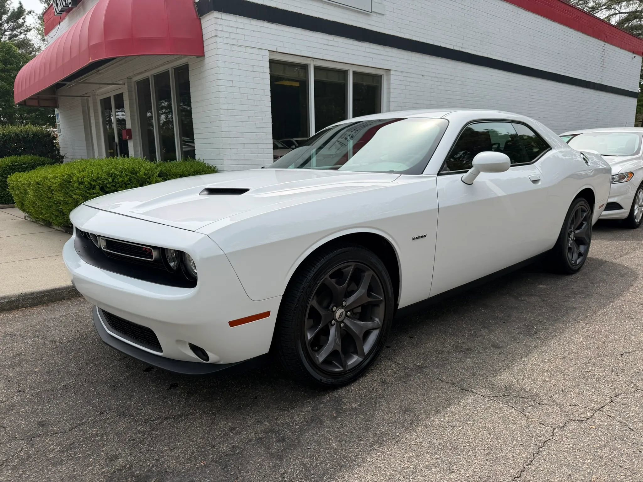 Used 2018 Dodge Challenger R/T Plus image 2