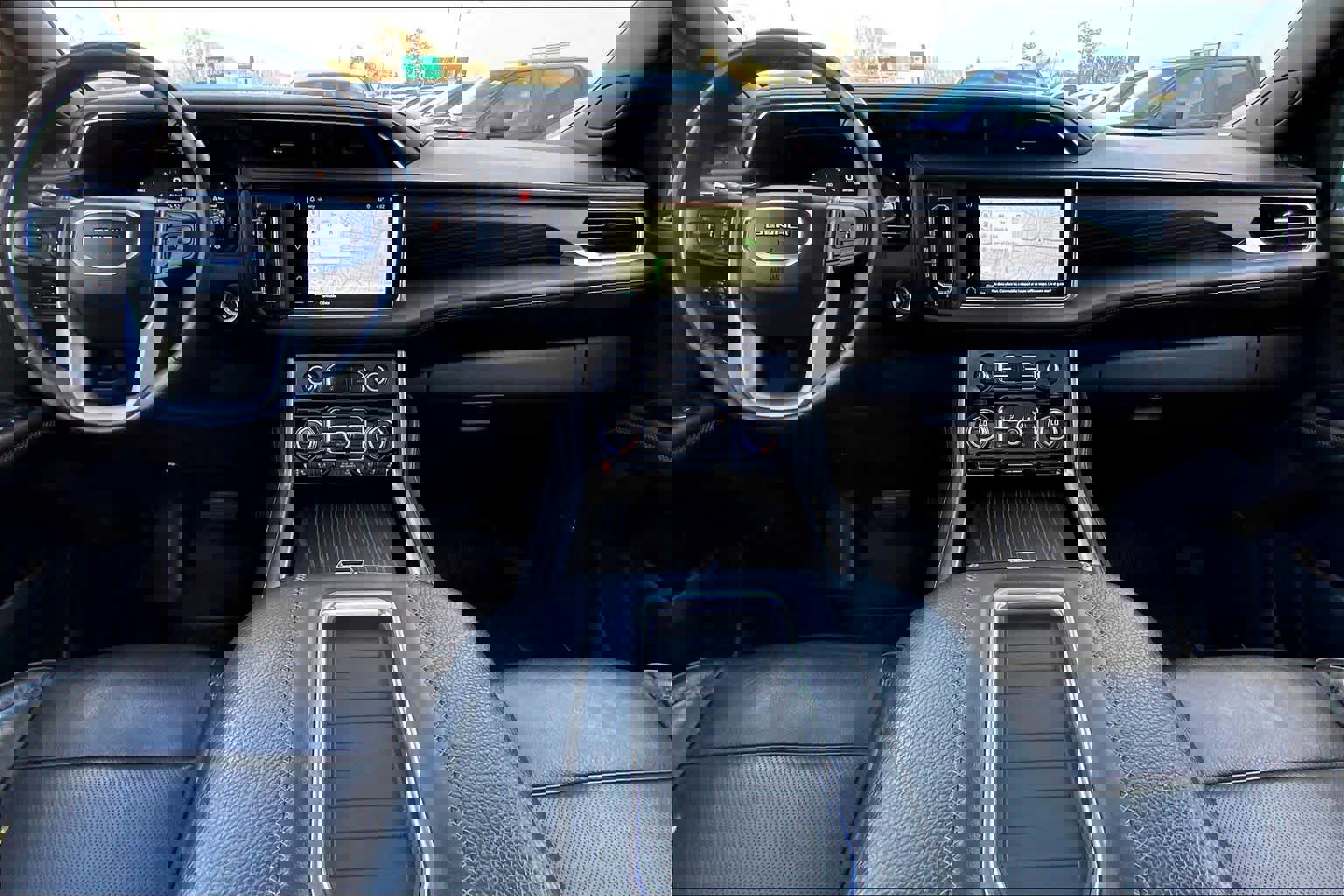 Certified 2023 GMC Yukon Denali image 13