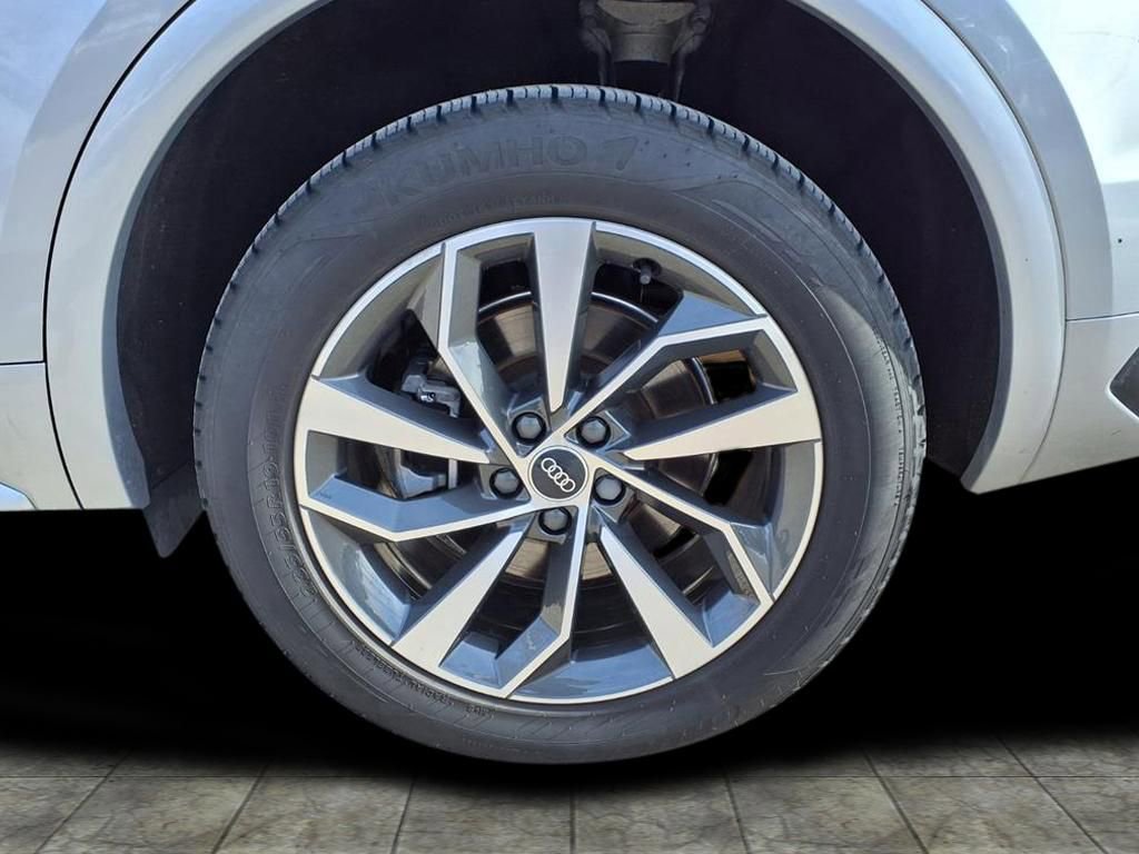 Used 2022 Audi Q5 2.0T Premium Plus image 6