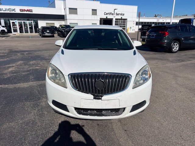 Used 2015 Buick Verano w/ Comfort Package FWD image 2