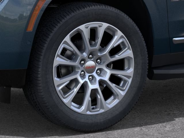 New 2026 GMC Yukon Denali w/ Advanced Technology Package AWD/4WD image 9