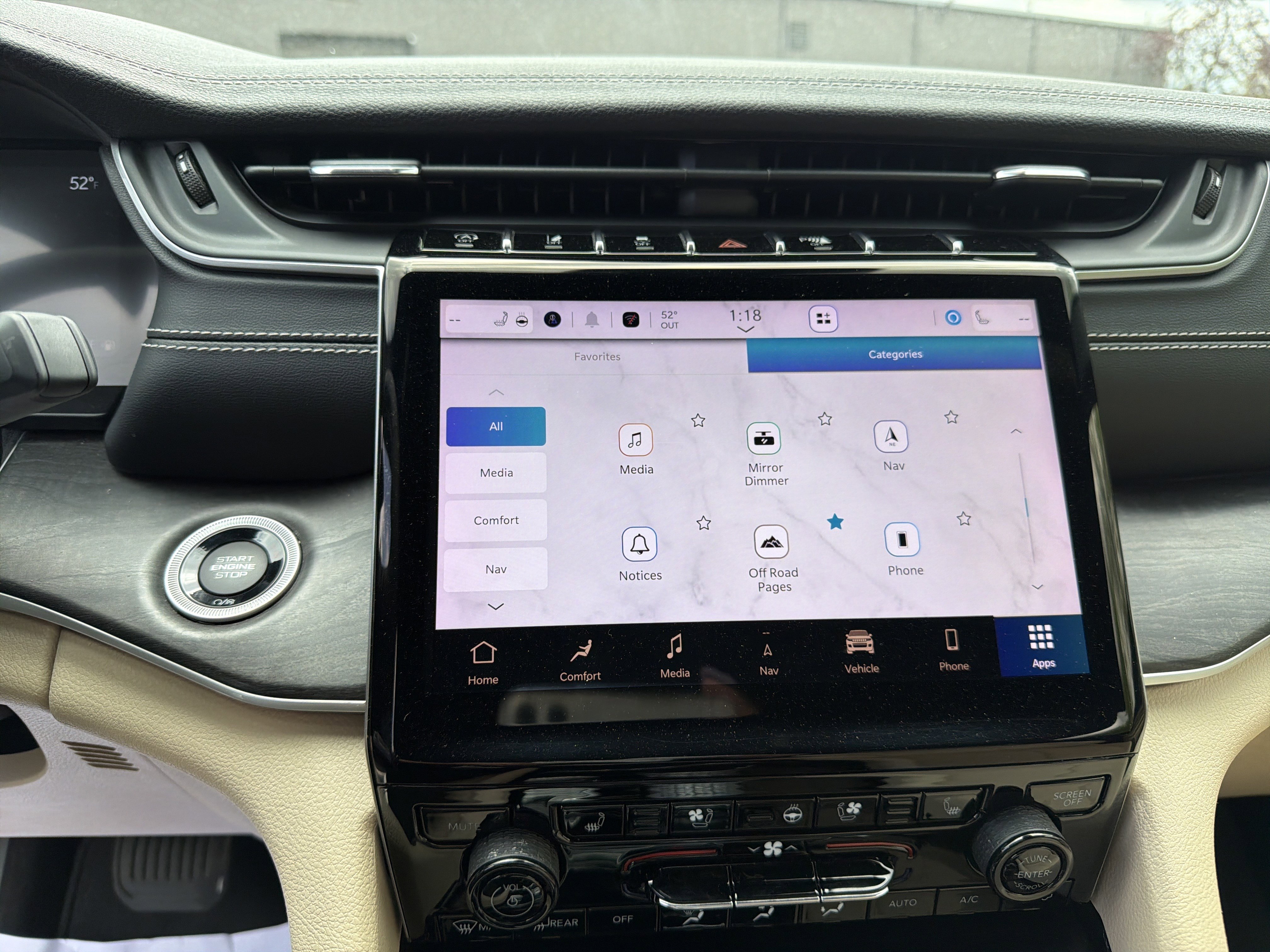 Certified 2023 Jeep Grand Cherokee Limited w/ Luxury Tech Group II image 31