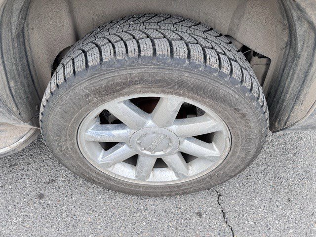 Used 2011 GMC Yukon XL Denali image 5