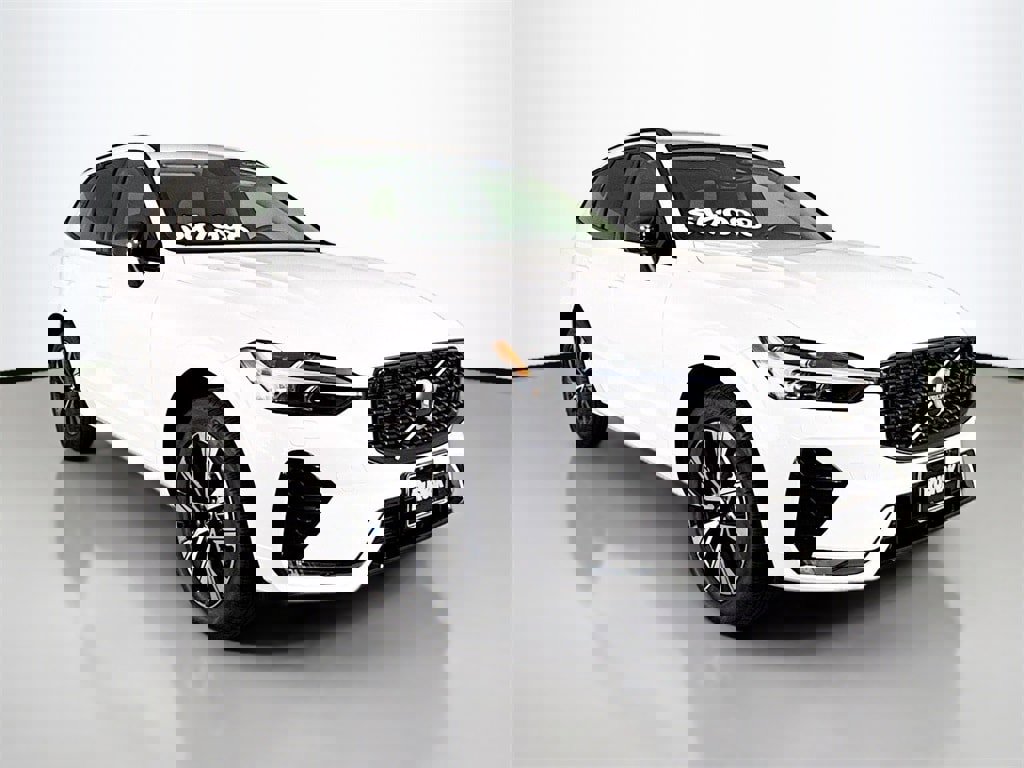 Certified 2025 Volvo XC60 B5 Core w/ Protection Package Premier