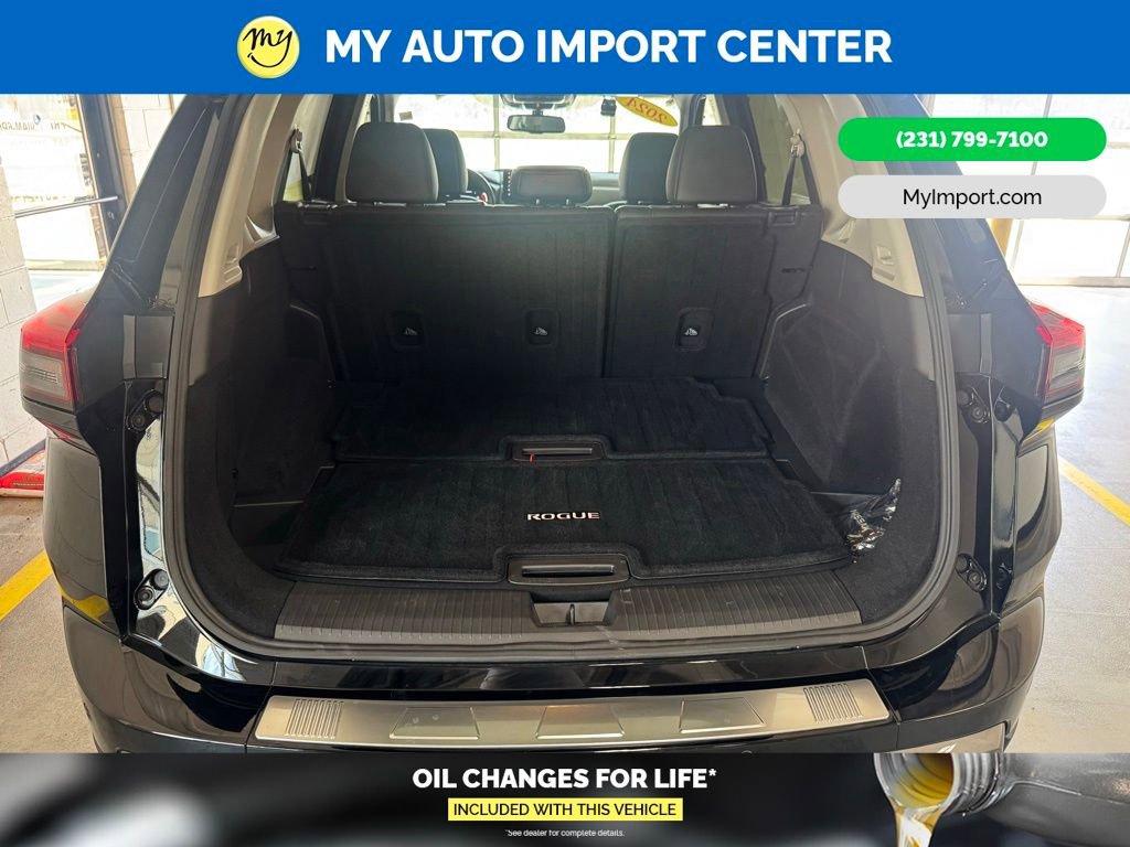 Used 2024 Nissan Rogue SL w/ SL Premium Package FWD image 28